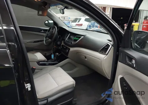 2017 Hyundai Tucson Se from USA, damaged, VIN KM8J23A48HU555912